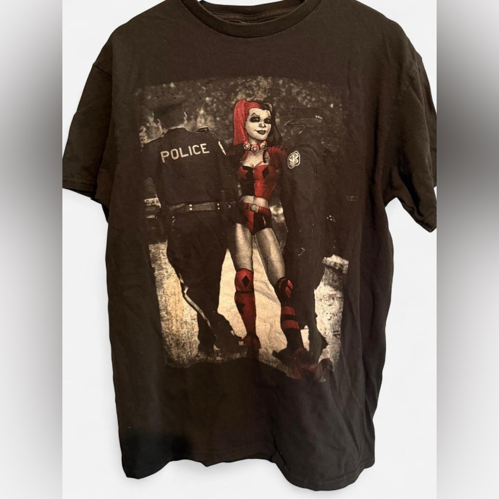 DC Comics Black T-Shirt with Batman Logo